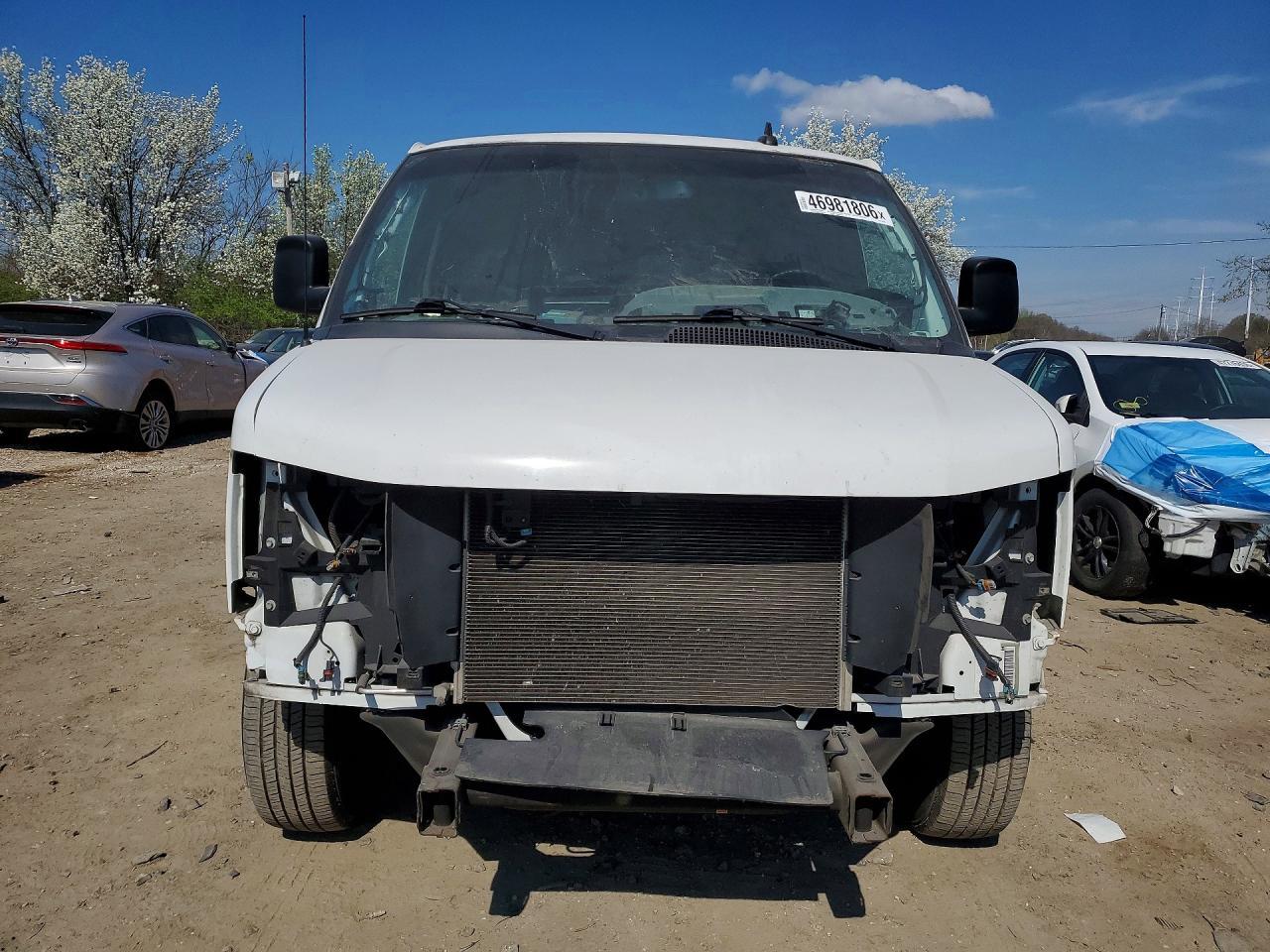 2020 Chevrolet Express 2500 Cargo Delivery Van - Фото 5