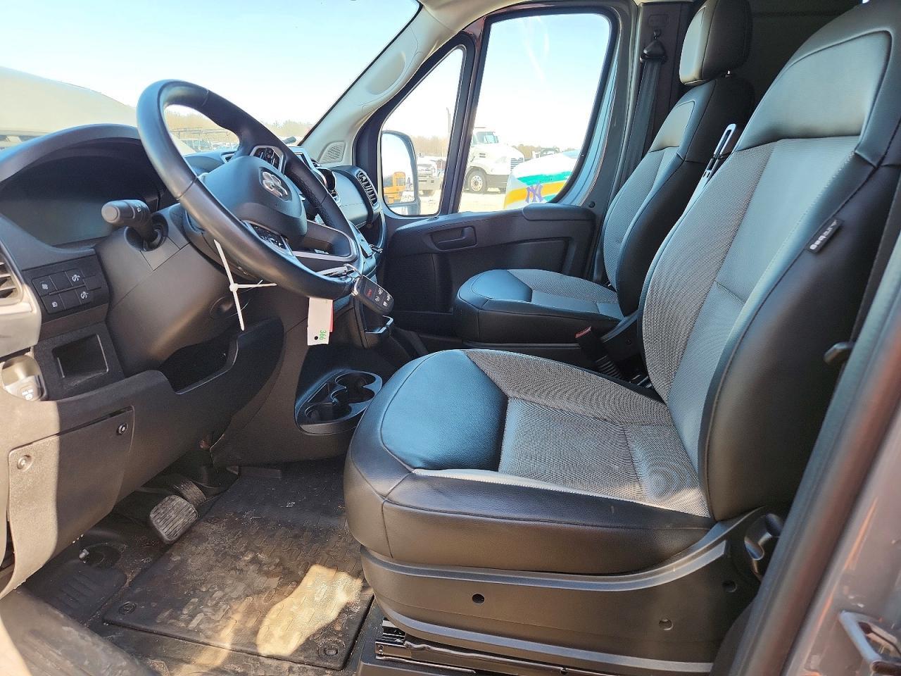 2024 Ram Promaster 2500 Cargo ** R & D * Pri Fleet ** - Image 7