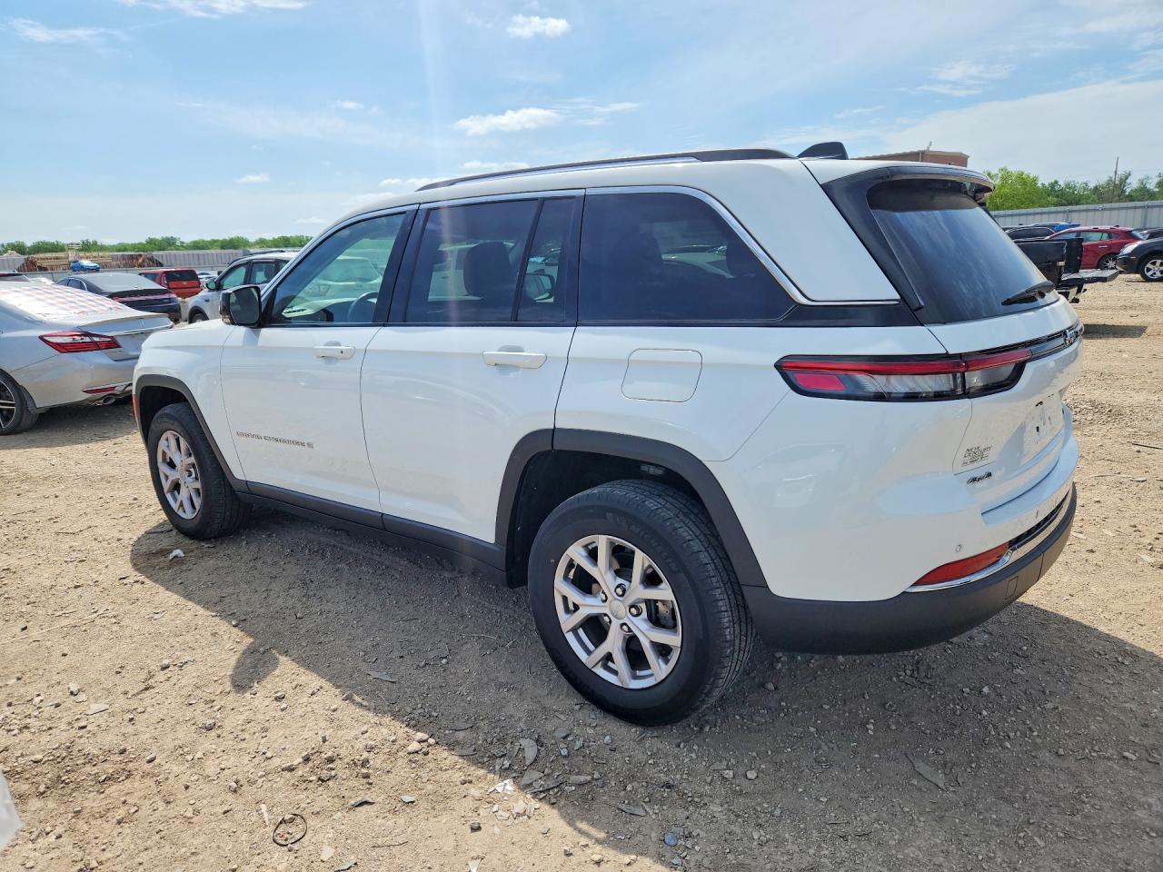 2022 Jeep Grand Cherokee Limited - Фото 2