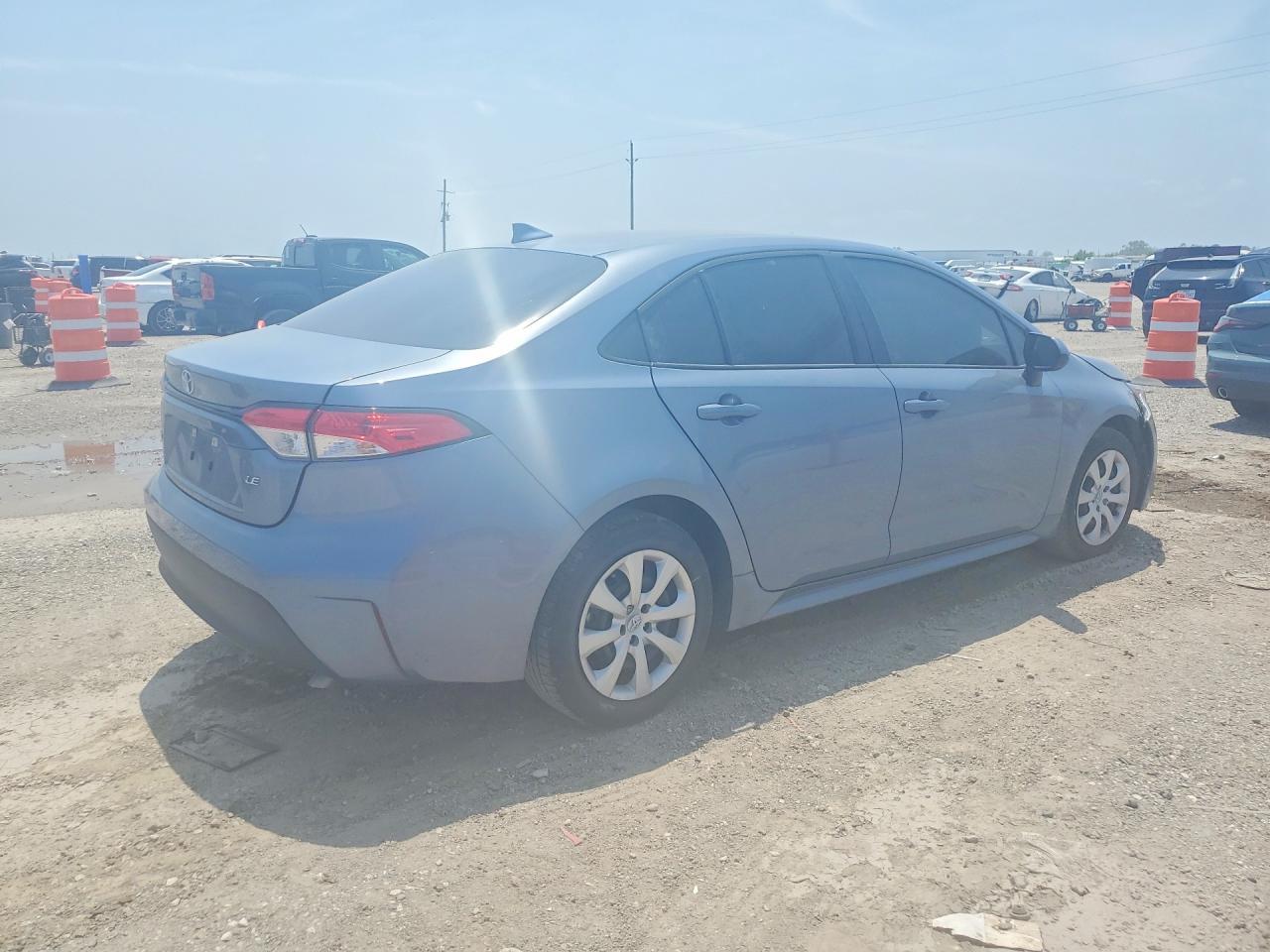 2023 Toyota Corolla Le - Image 3