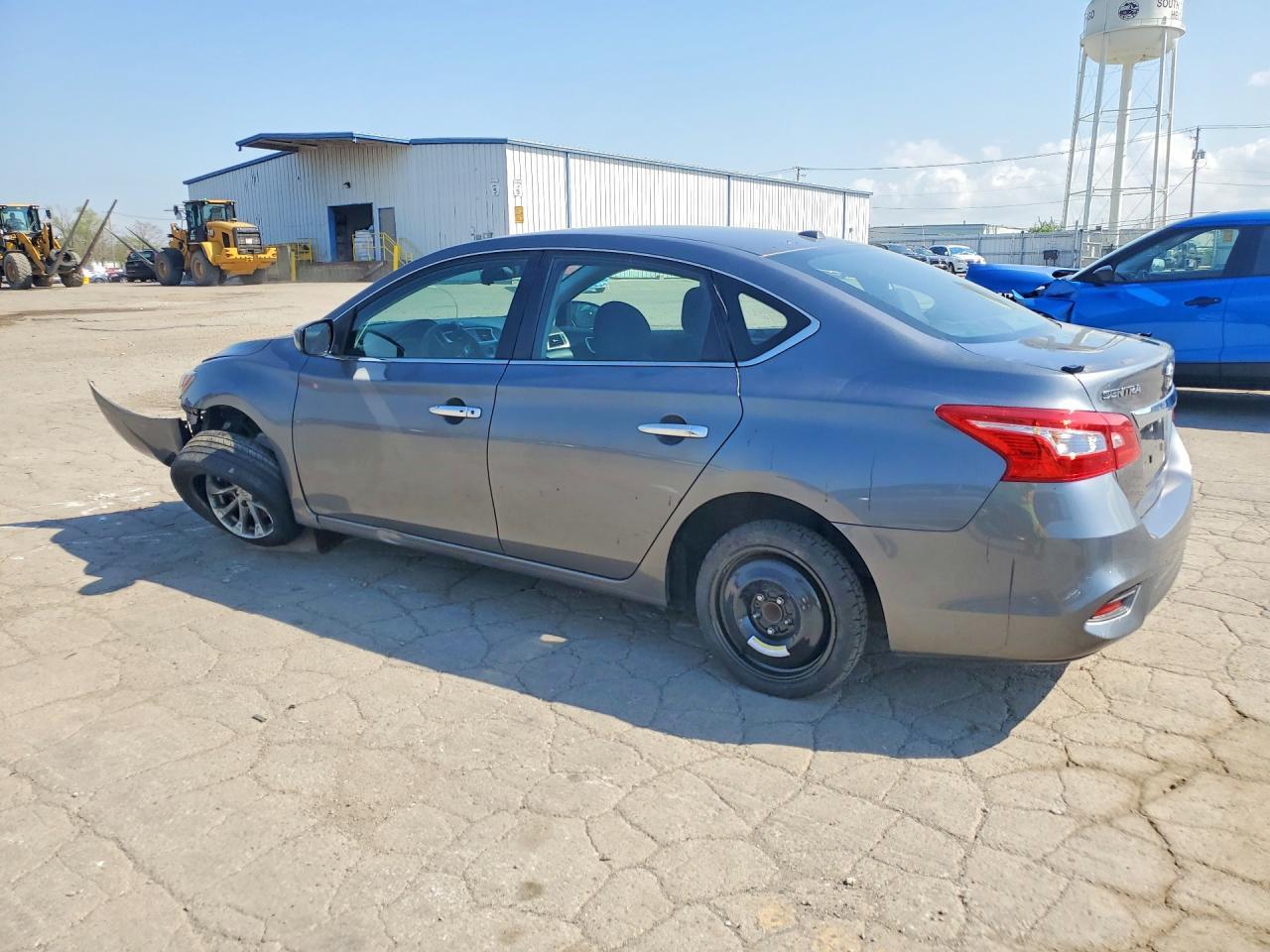 2018 Nissan Sentra Sv - Фото 2