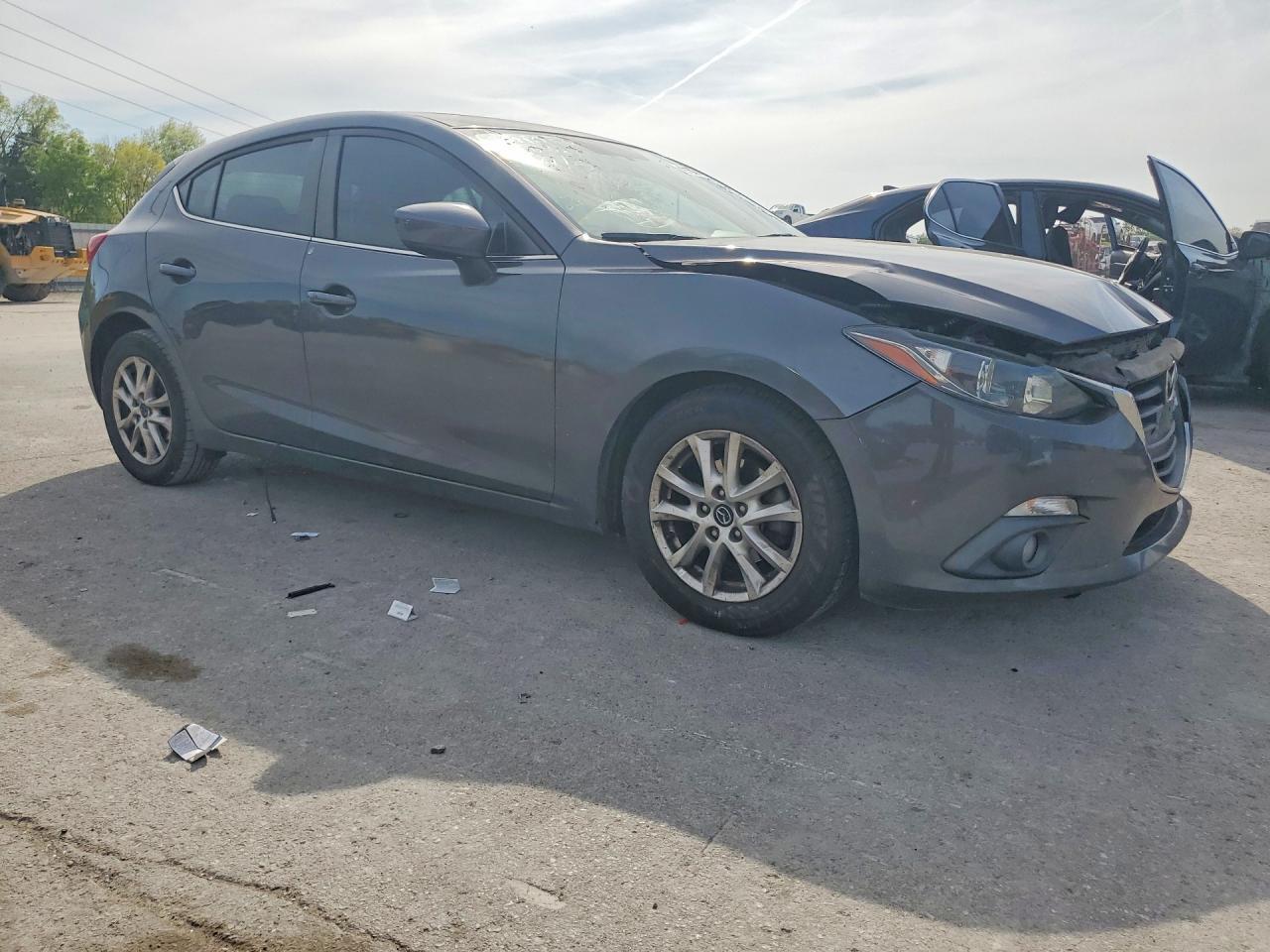 2015 Mazda 3 Grand Touring - Фото 4