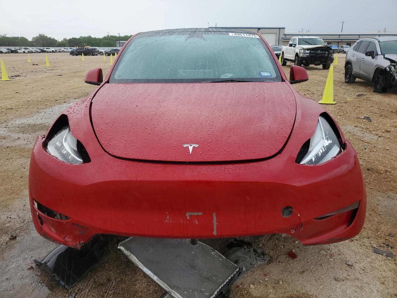 2023 Tesla Model Y - Image 5
