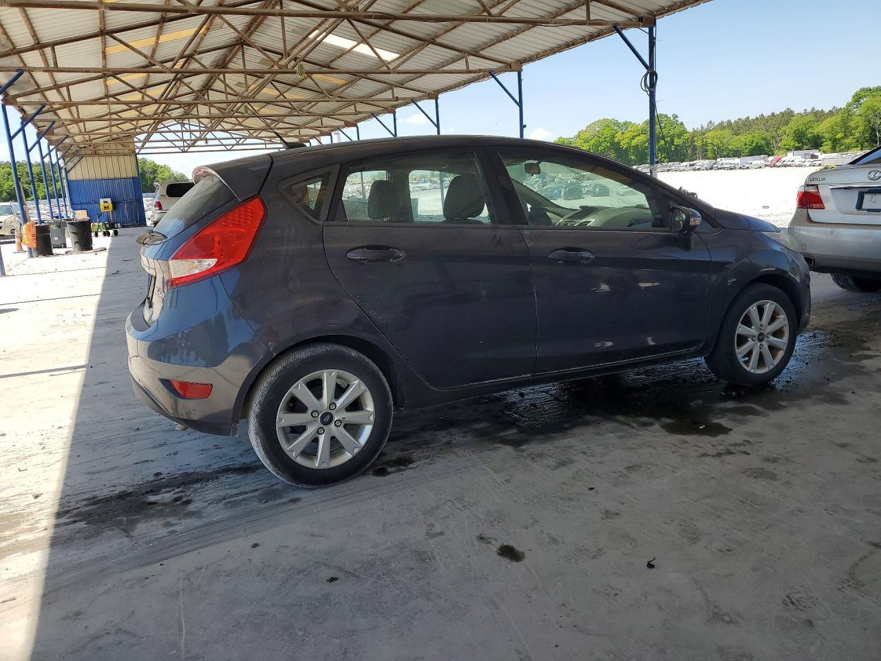 2013 Ford Fiesta Se - Image 3
