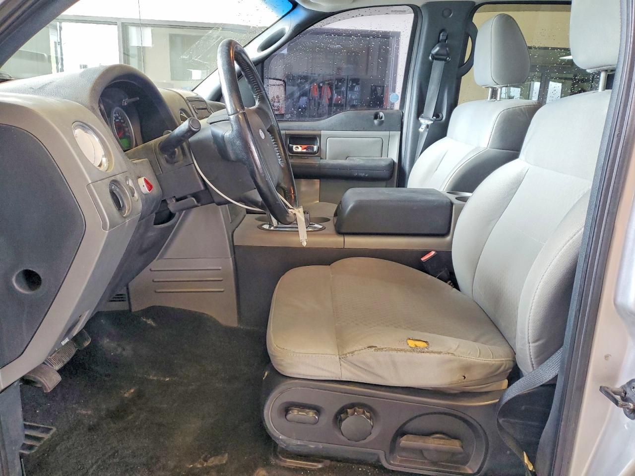 2007 Ford F150 Supercrew - Image 7