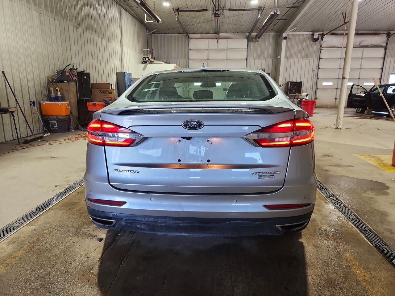 2020 Ford Fusion Titanium - Фото 6