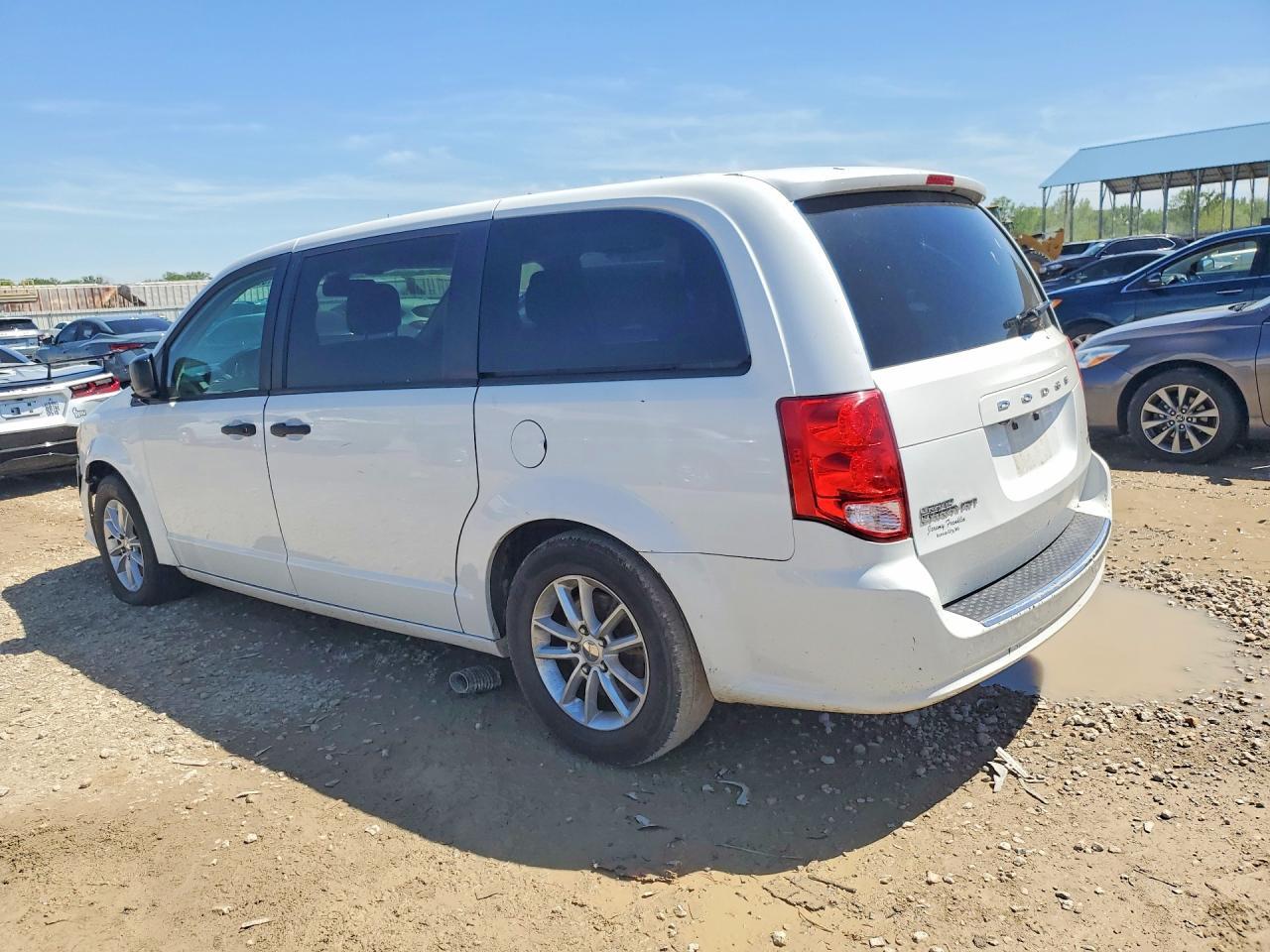 2019 Dodge Grand Caravan Se - Фото 2