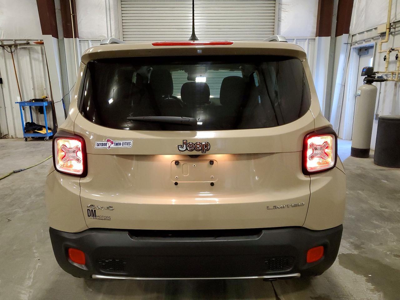 2016 Jeep Renegade Limited - Фото 6
