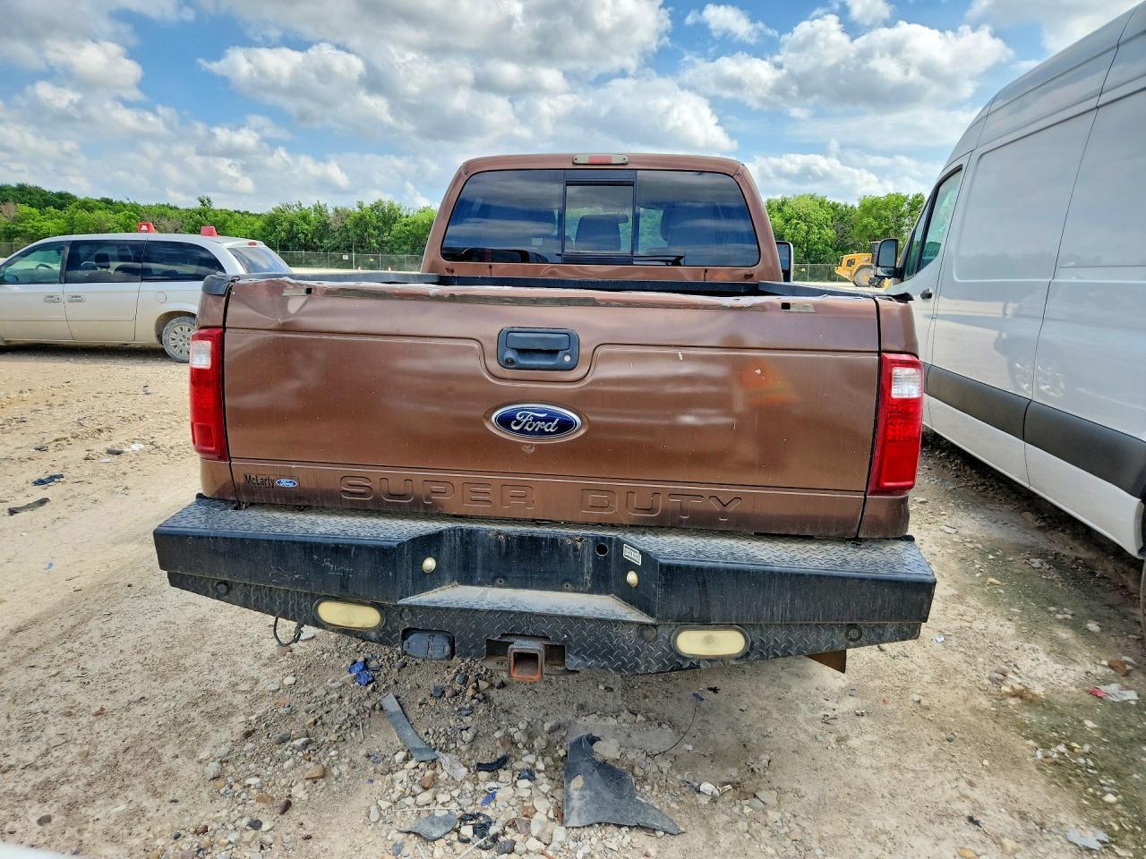 2011 Ford F250 Super Duty - Image 6