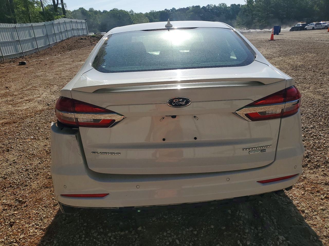 2019 Ford Fusion Titanium - Фото 6