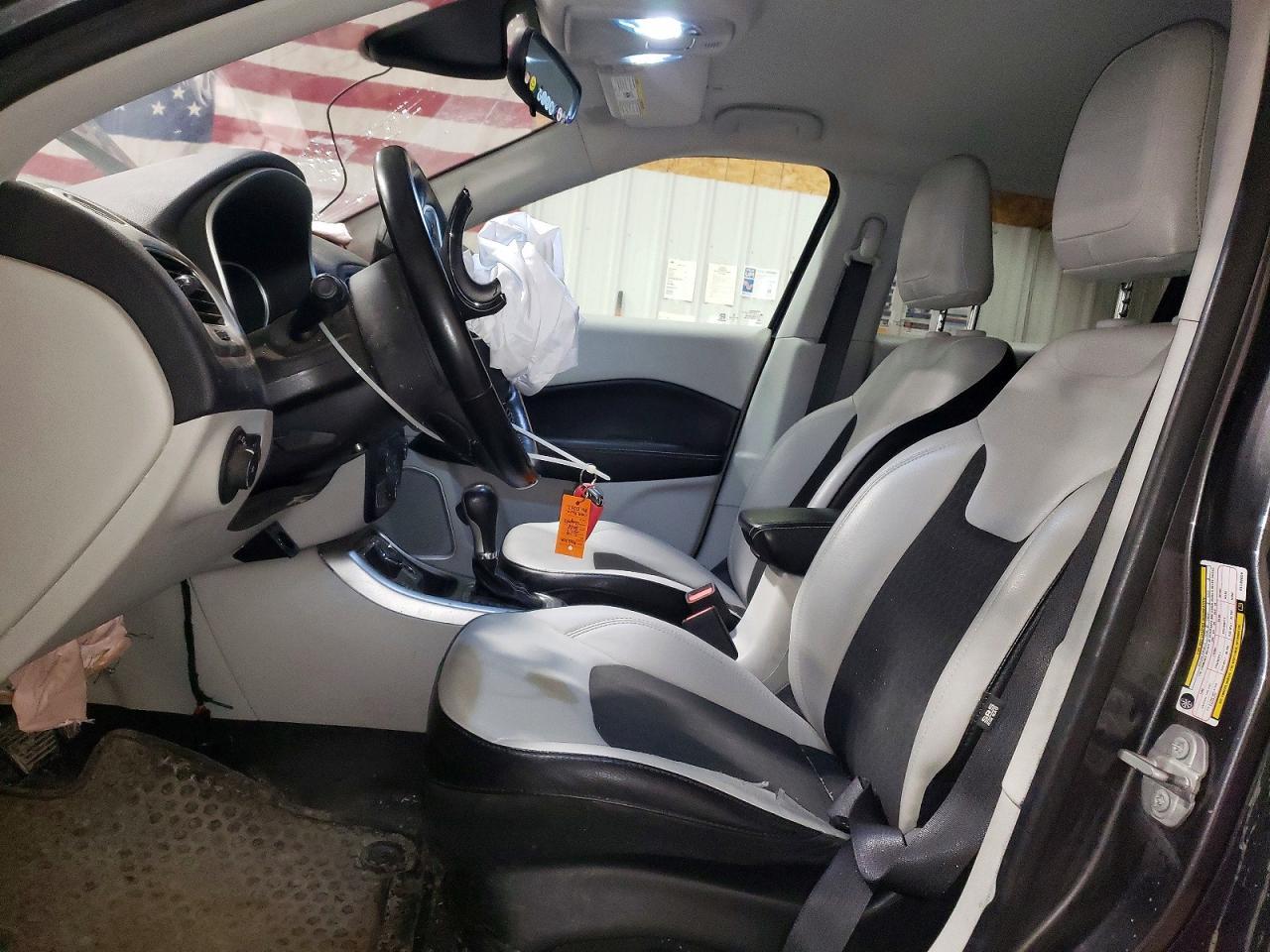 2019 Jeep Compass Latitude - Image 7