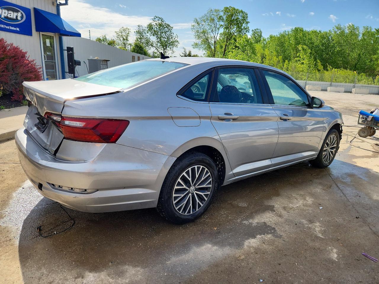 2021 Volkswagen Jetta S/Se/R-Line - Фото 3