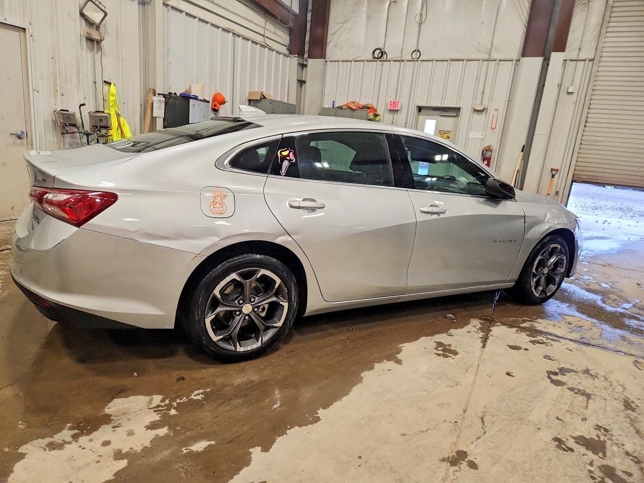 2022 Chevrolet Malibu Lt - Фото 3