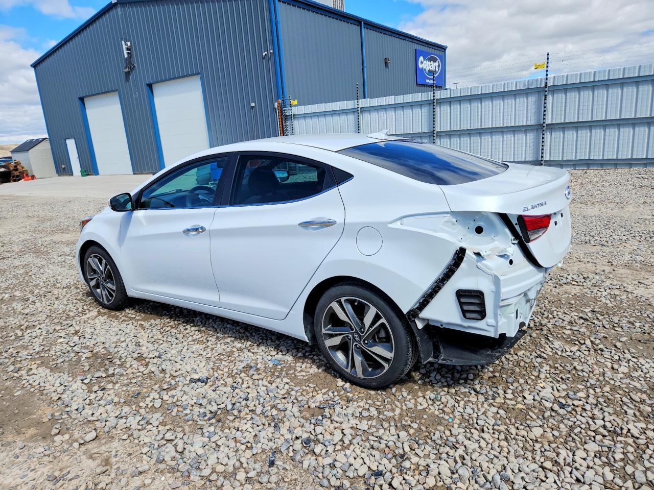 2015 Hyundai Elantra - Image 2