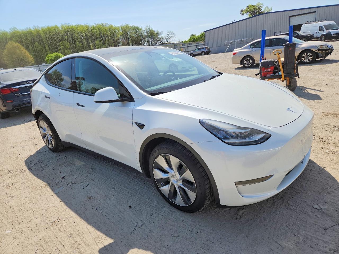 2023 Tesla Model Y - Фото 4