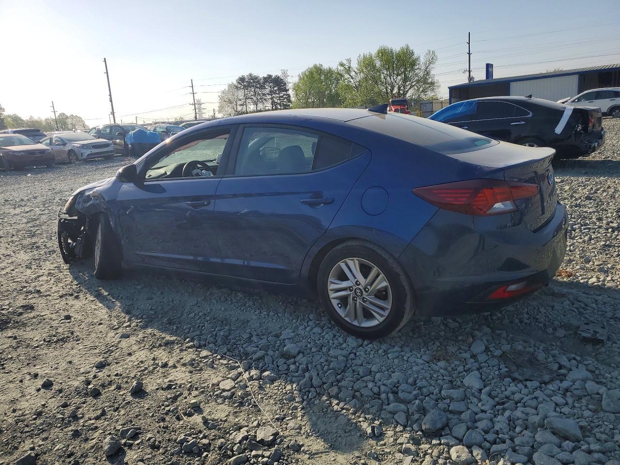 2019 Hyundai Elantra Sel - Фото 2