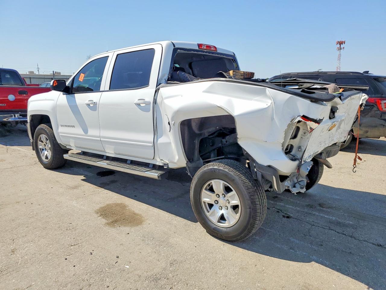 2018 Chevrolet Silverado C1500 Lt - Image 2