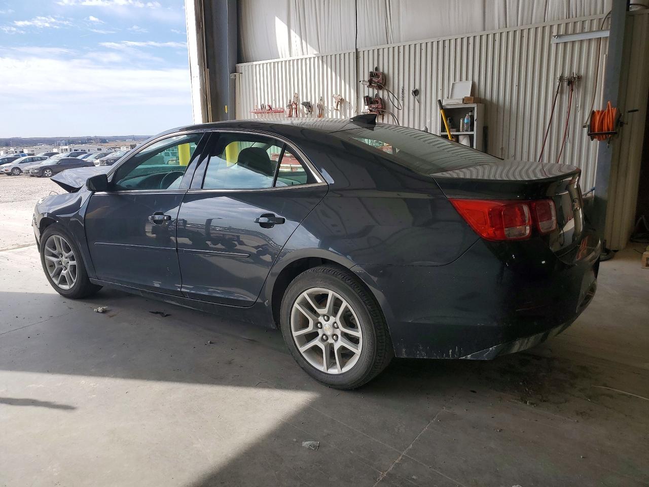 2015 Chevrolet Malibu 1Lt - Image 2