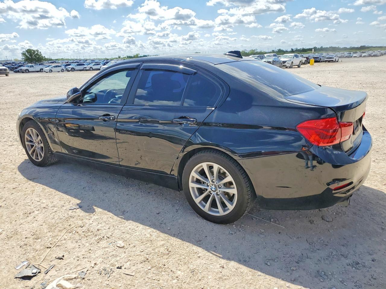 2018 BMW 320 I - Фото 2