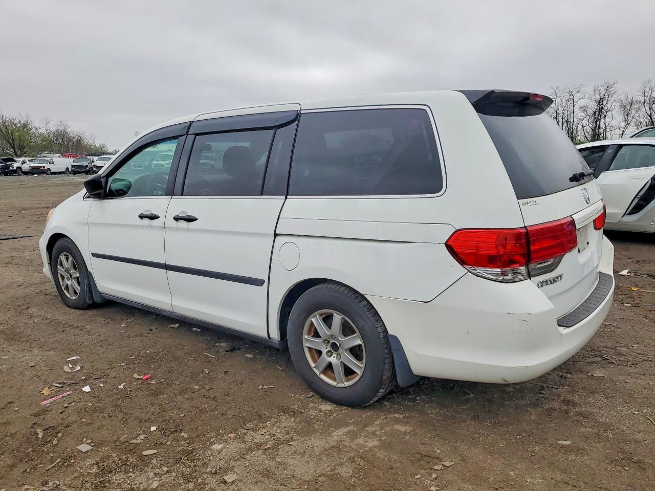 2010 Honda Odyssey Lx - Фото 2