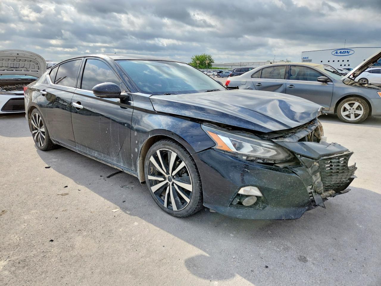 2020 Nissan Altima Platinum - Image 4