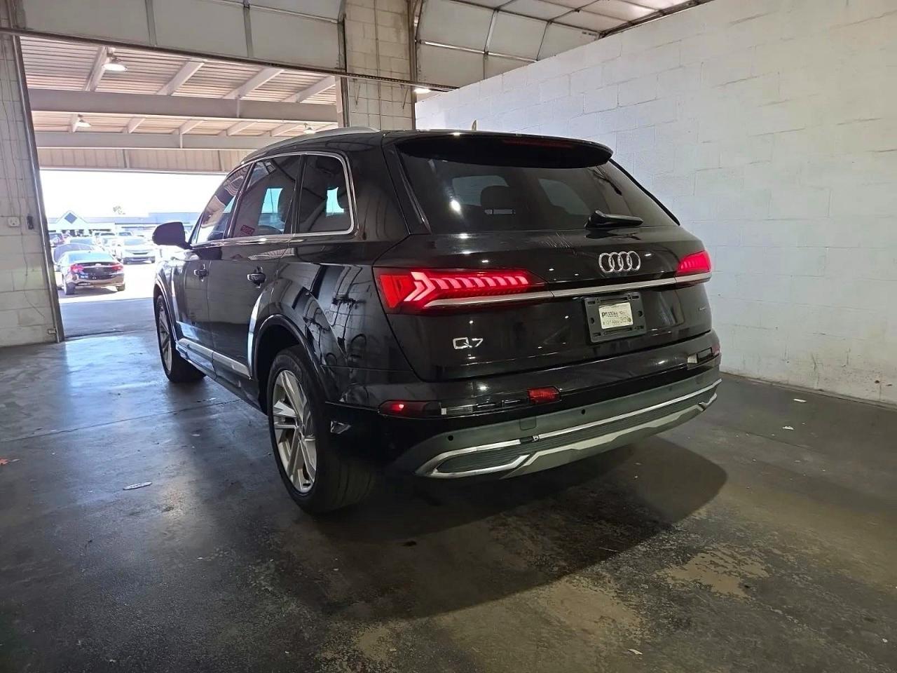 2020 Audi Q7 Premium Plus - Фото 4