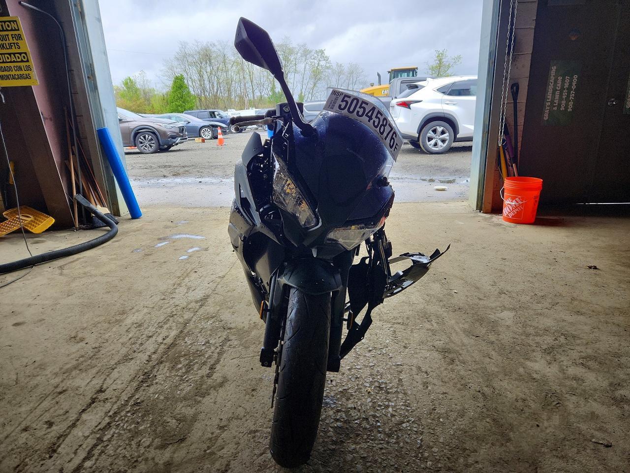 2024 Kawasaki Ex650 P - Image 2