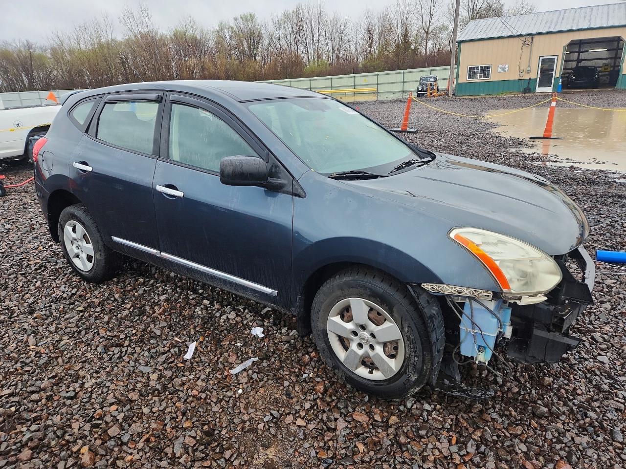 2013 Nissan Rogue S - Image 4