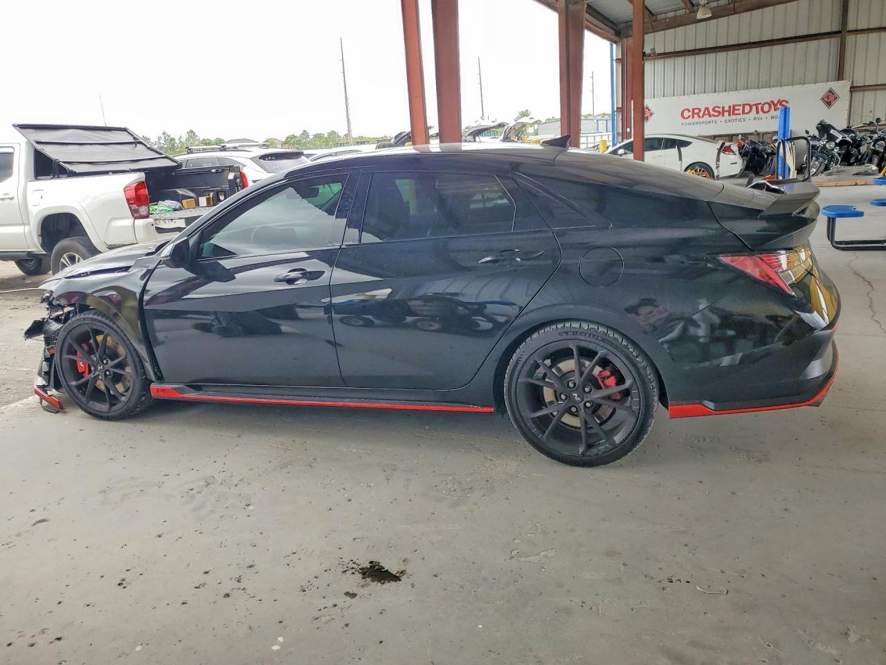 2024 Hyundai Elantra N Base - Image 2