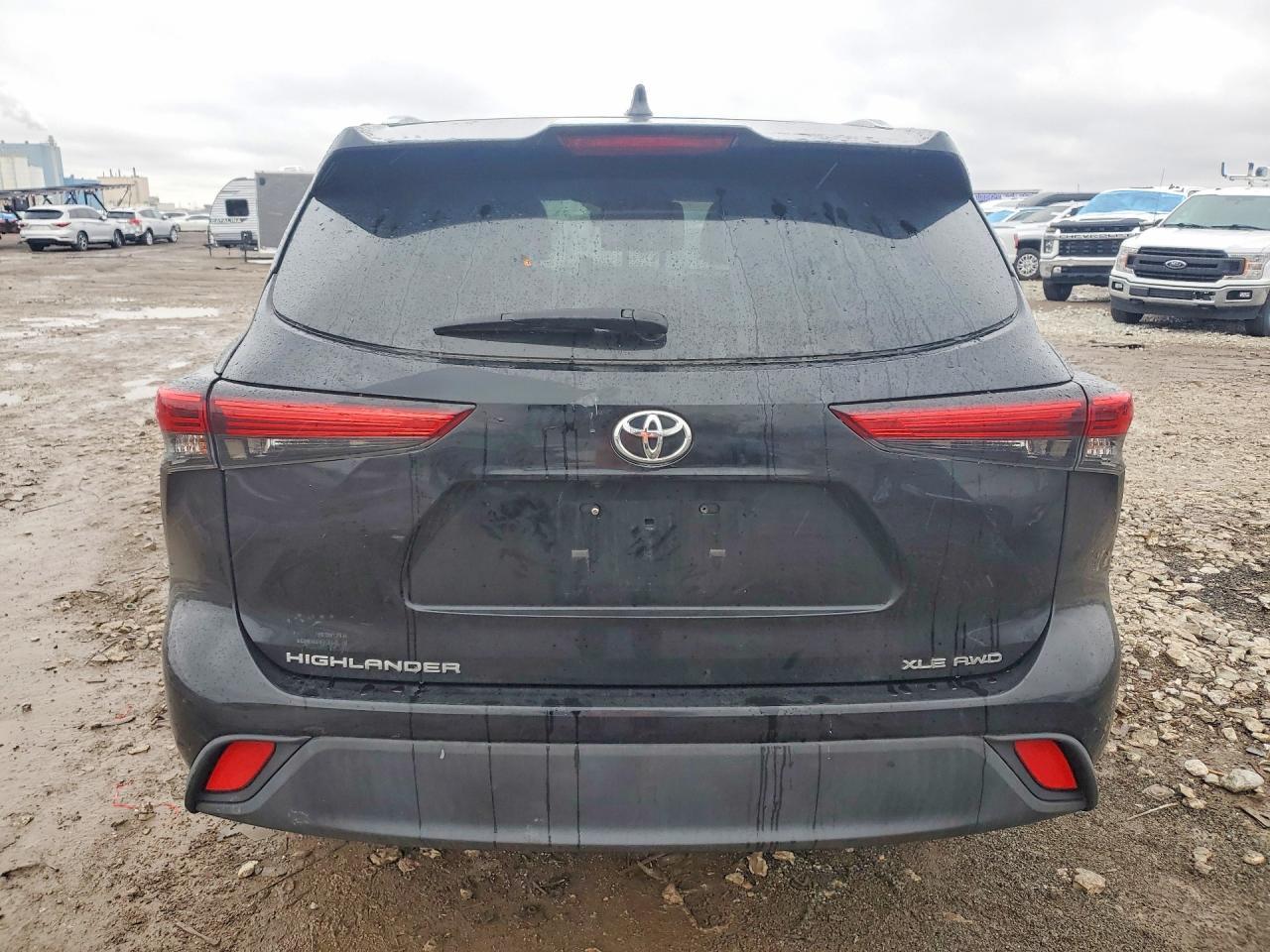 2021 Toyota Highlander Xle - Image 6