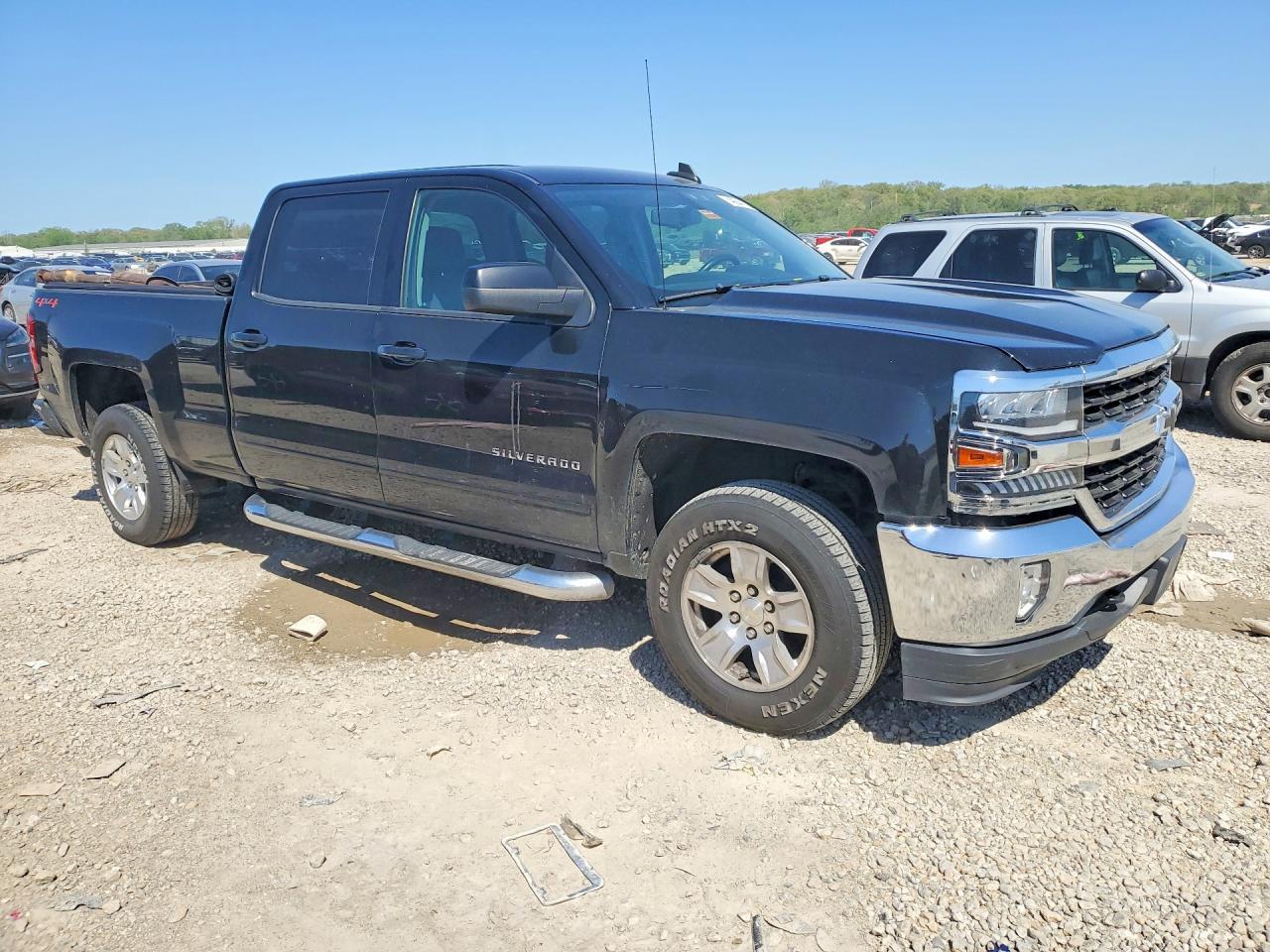 2018 Chevrolet Silverado K1500 Lt - Image 4