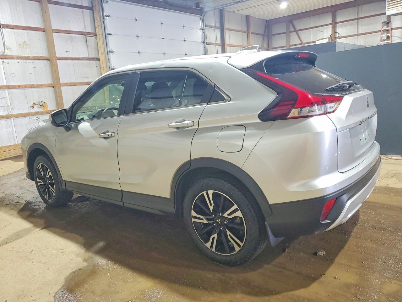 2023 Mitsubishi Eclipse Cross Se - Image 2