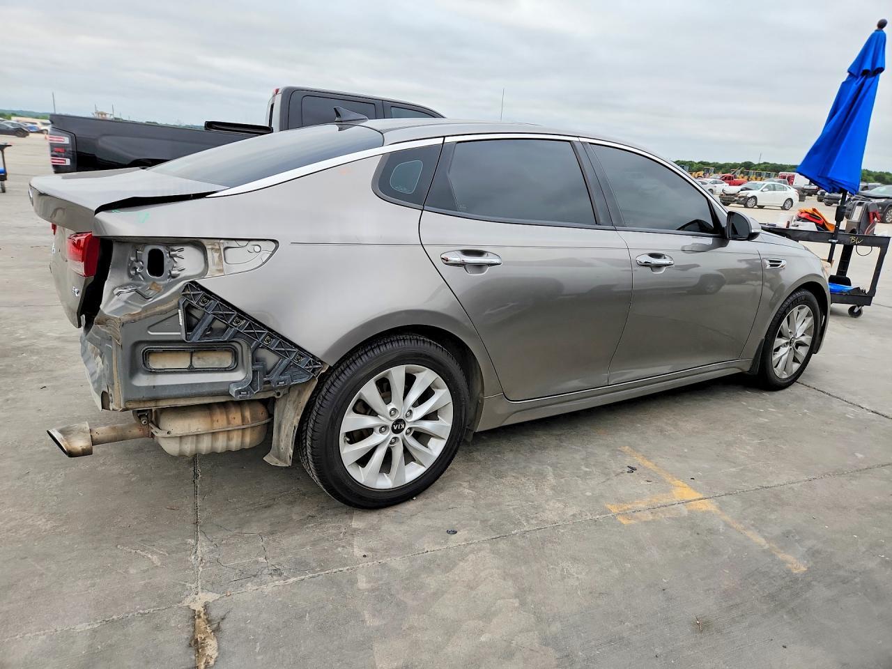 2018 Kia Optima Ex - Фото 3