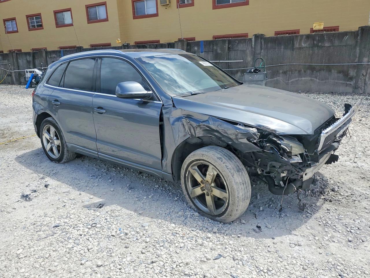 2012 Audi Q5 Premium Plus - Фото 4