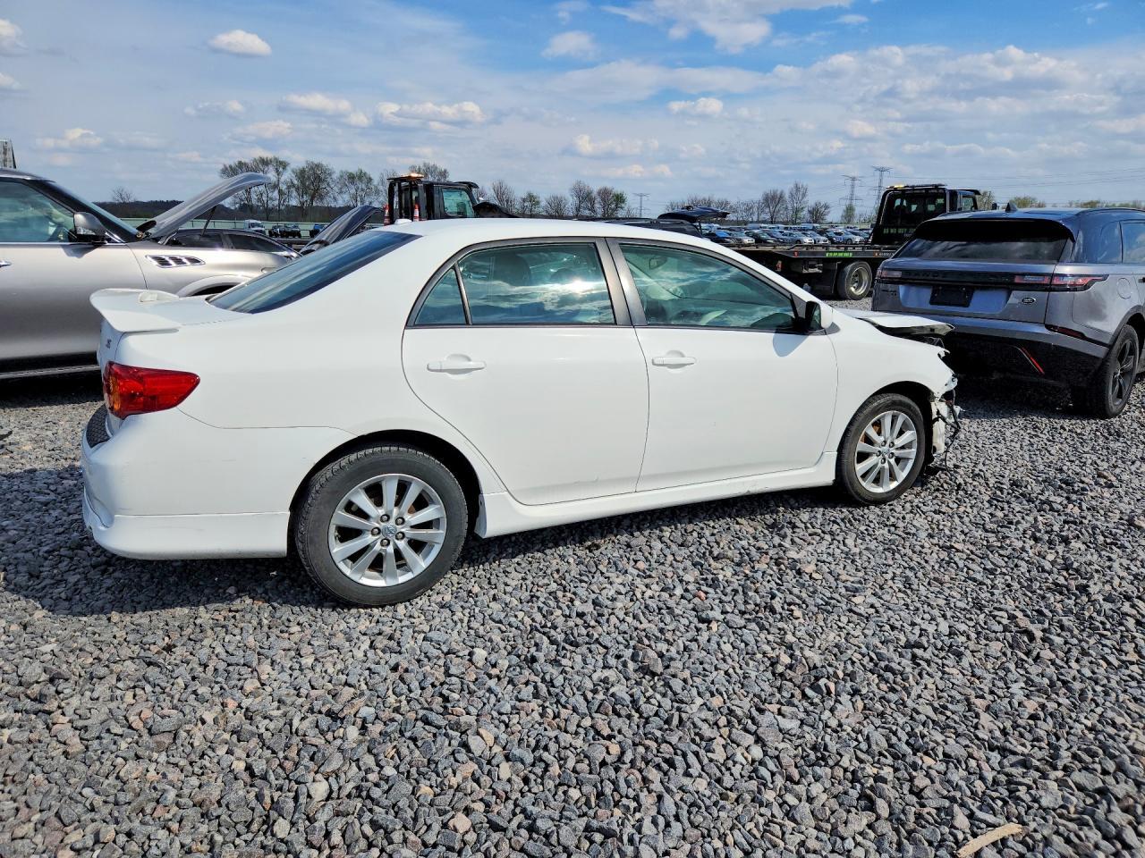 2010 Toyota Corolla S - Фото 3
