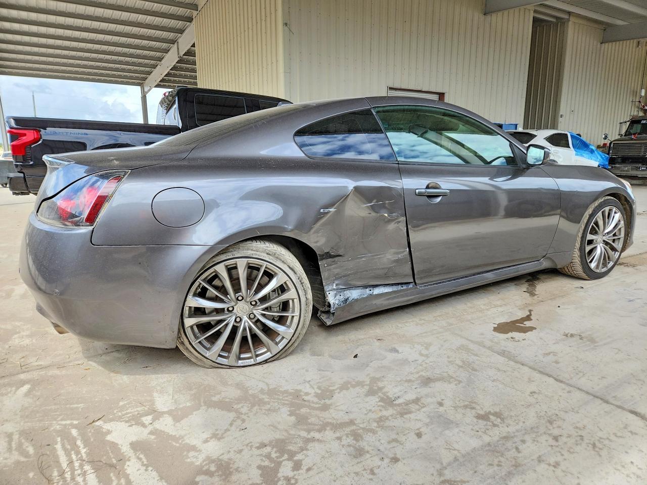 2012 Infiniti G37 Coupe Base - Фото 3
