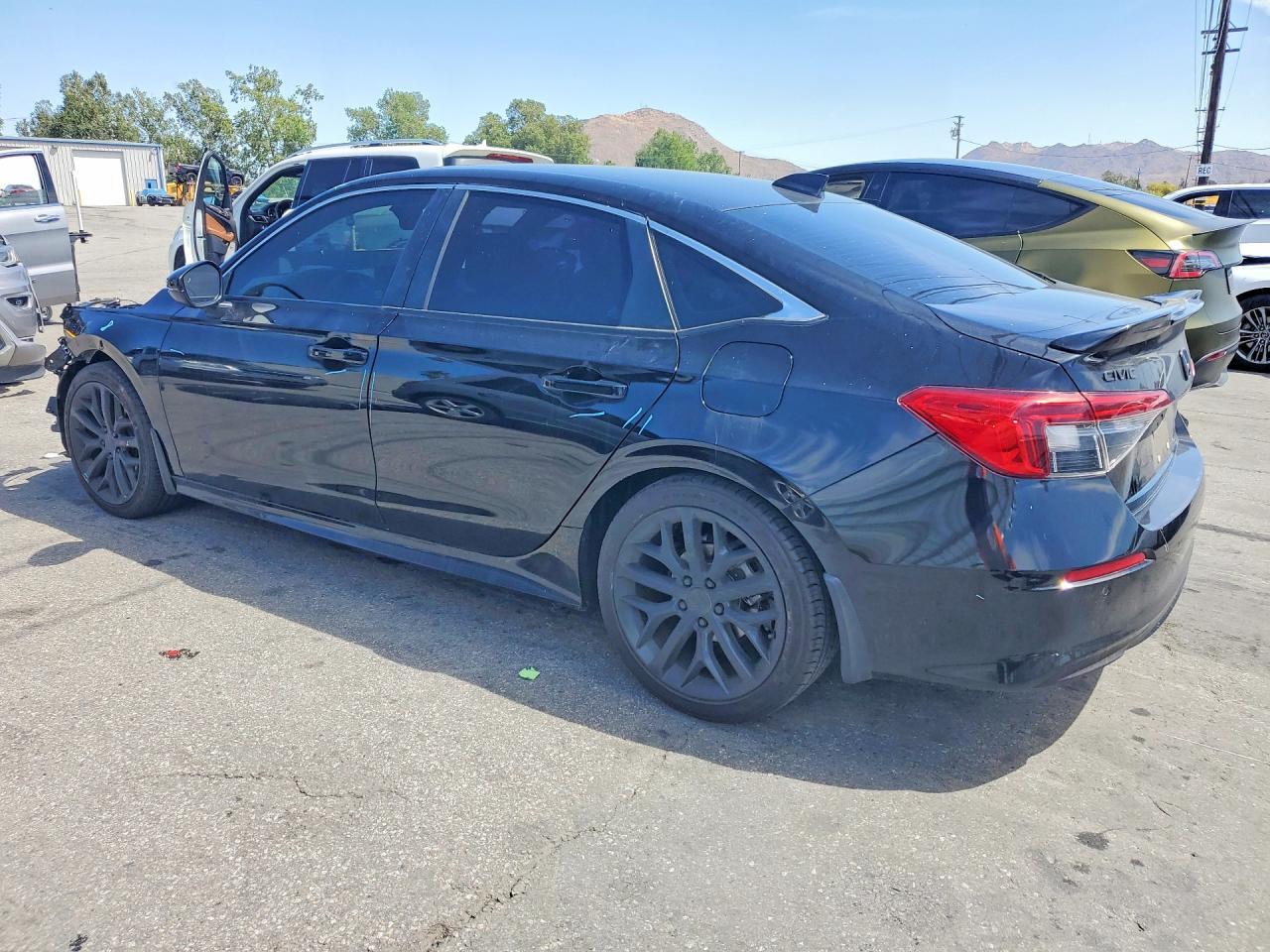 2023 Honda Civic Touring - Фото 2