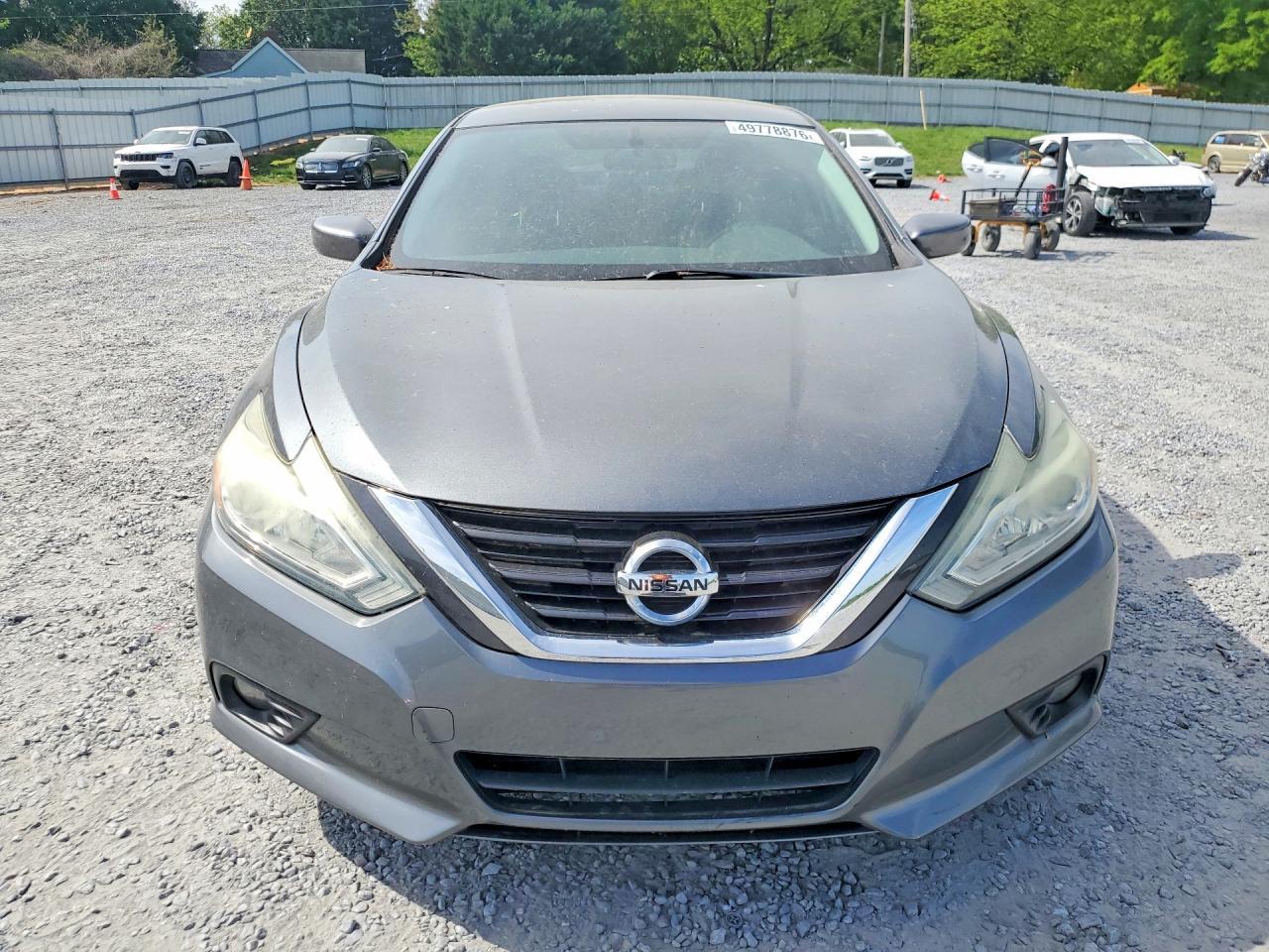 2017 Nissan Altima 2.5 Sv - Image 5