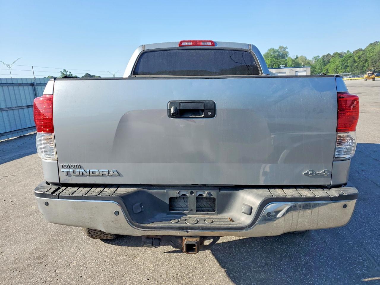 2011 Toyota Tundra Crewmax Limited - Image 6