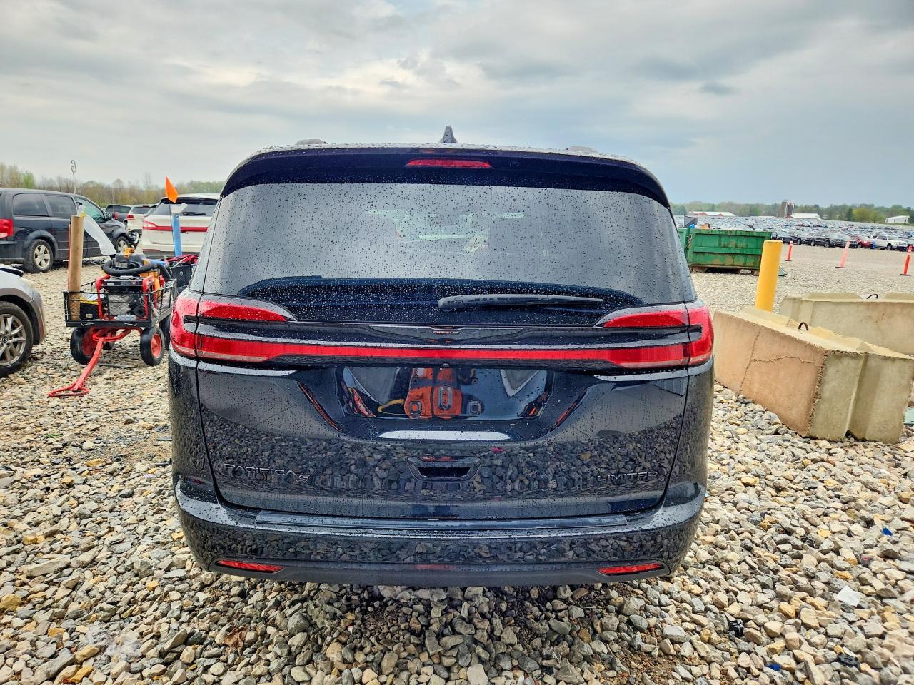 2025 Chrysler Pacifica Limited - Фото 6