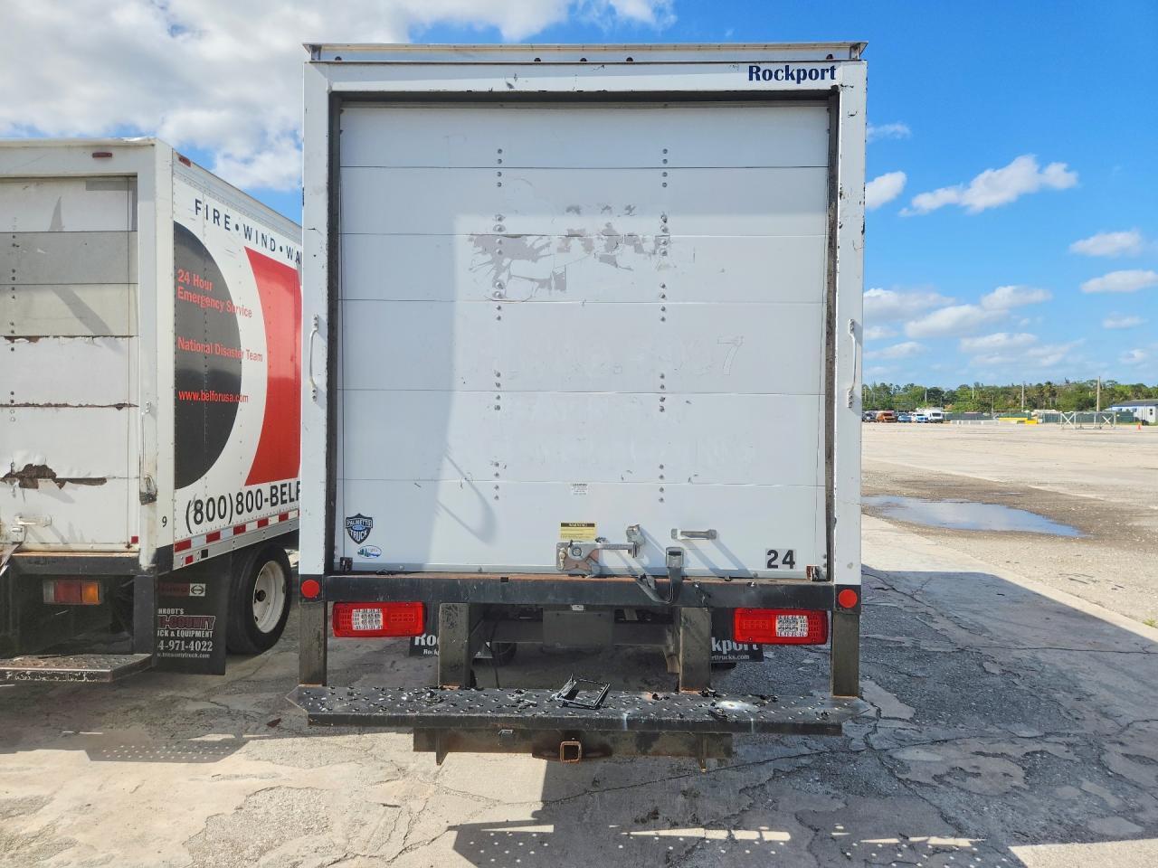 2018 Mercedes Benz Sprinter Box Truck - Фото 6