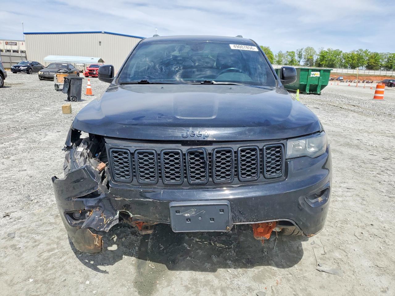 2018 Jeep Grand Cherokee Laredo - Image 5