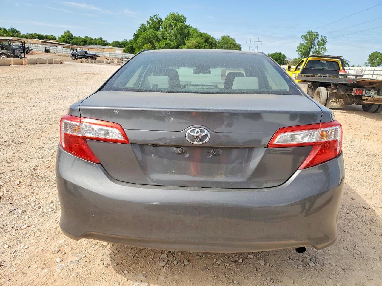 2014 Toyota Camry Le - Фото 6