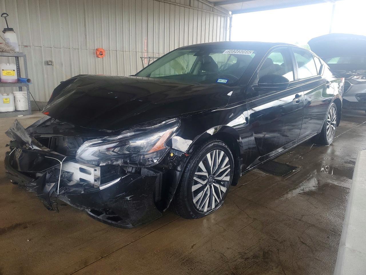 2023 Nissan Altima Sv