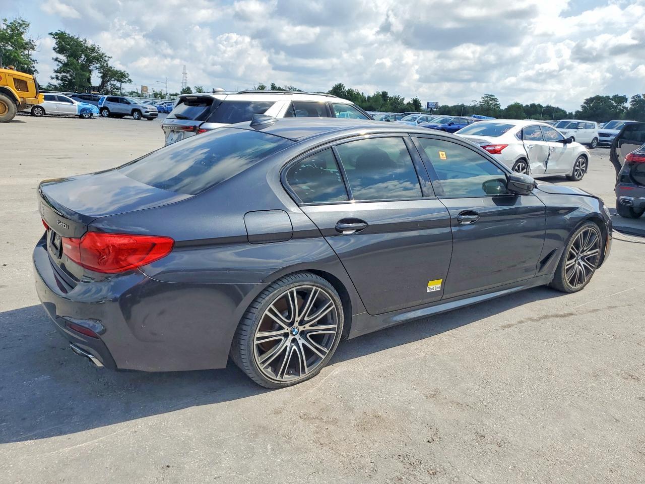 2019 BMW 540 I - Фото 3