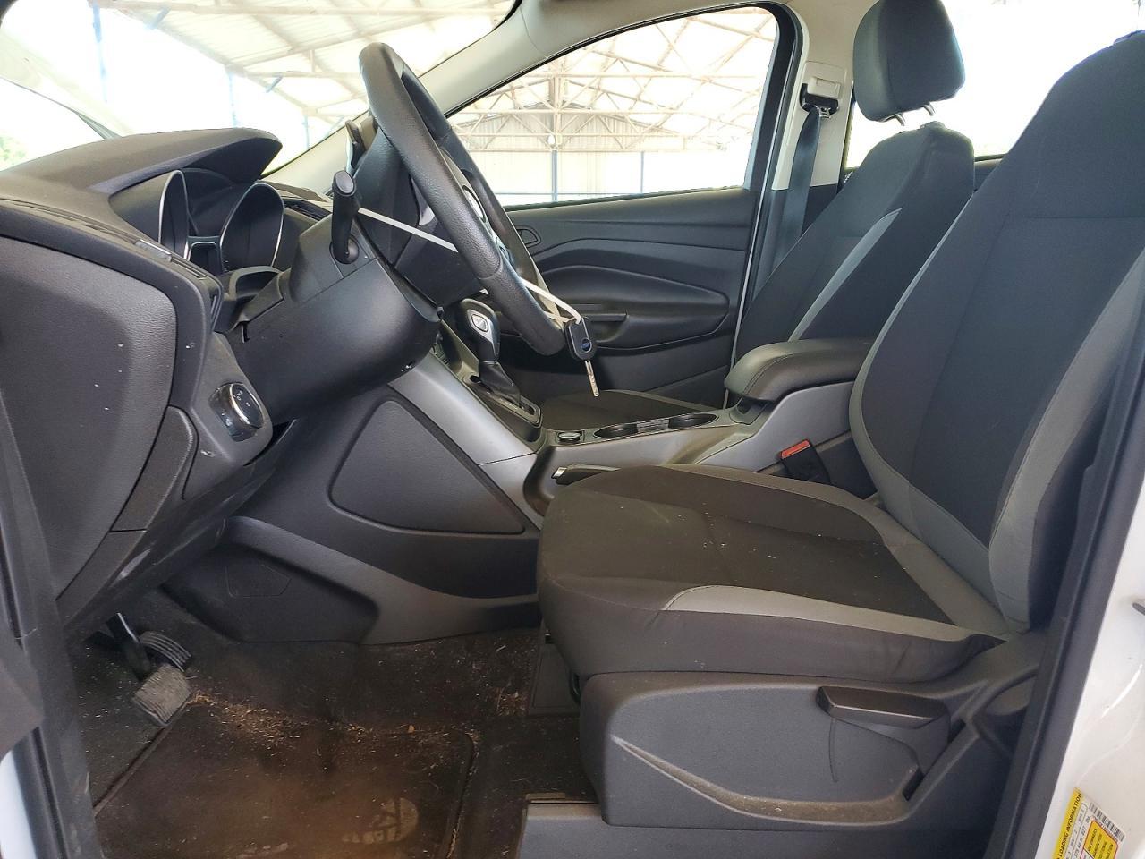 2014 Ford Escape S - Фото 7
