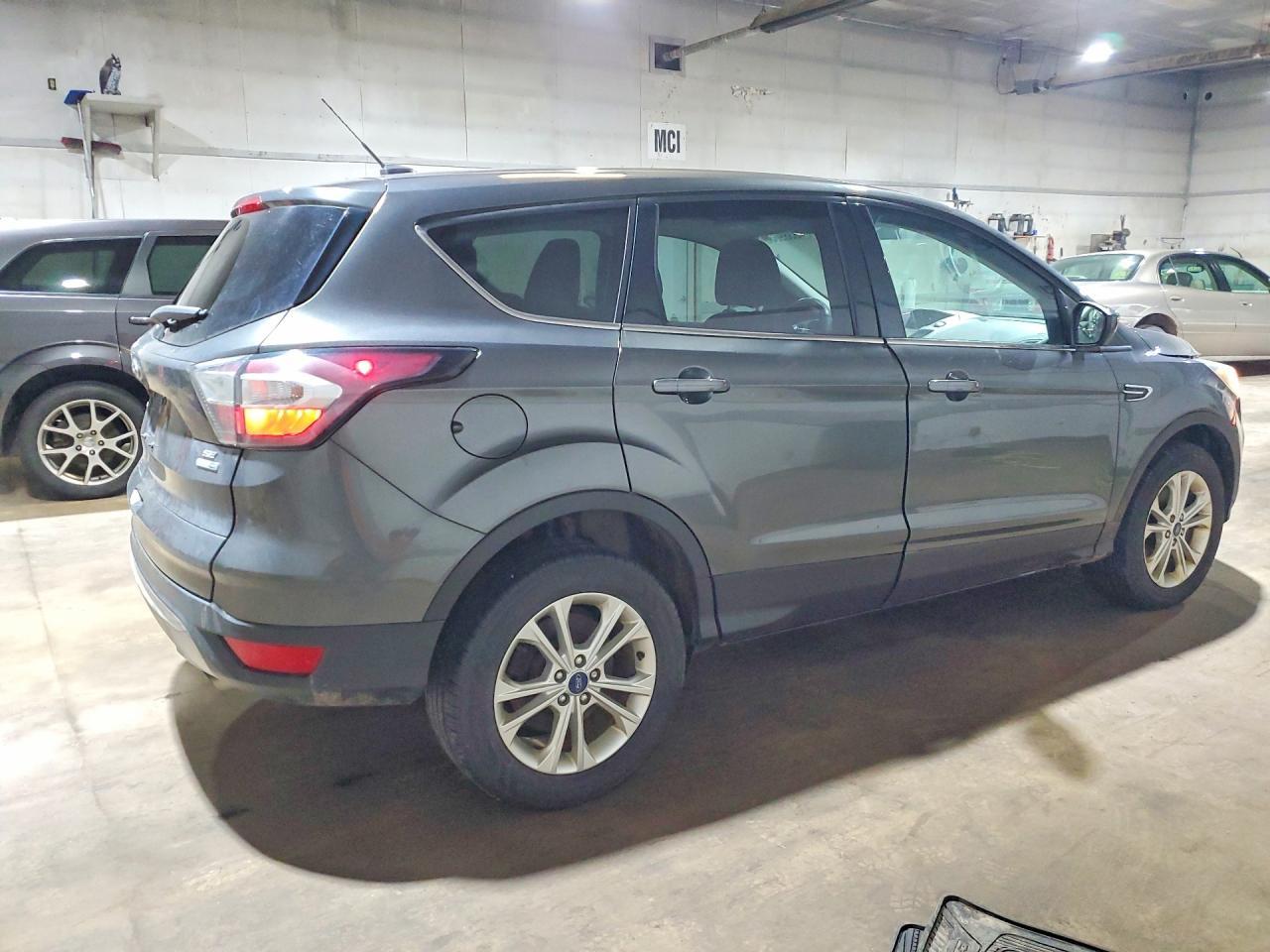 2017 Ford Escape Se - Image 3
