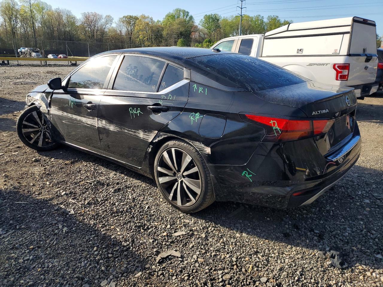 2020 Nissan Altima 2.5 Sr - Image 2
