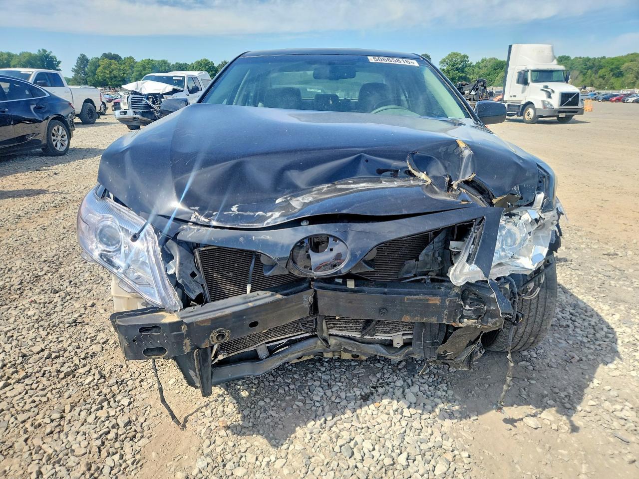 2010 Toyota Camry Xle V6 - Image 5