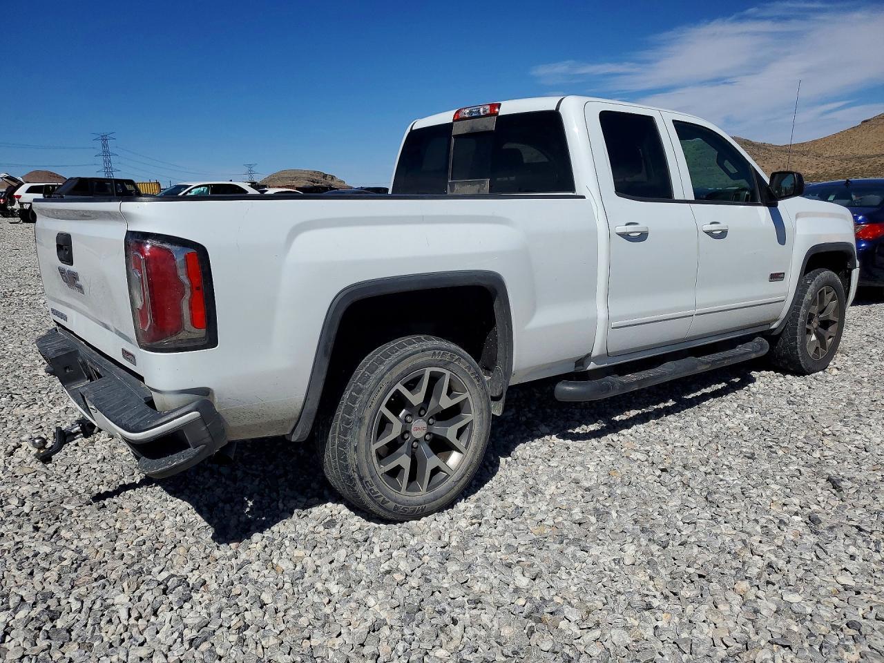 2018 GMC Sierra K1500 Slt - Image 3